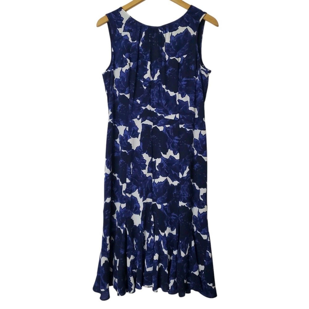 Talbots Petites Size 8P Dress Blue White Floral Lined Fit & Flare